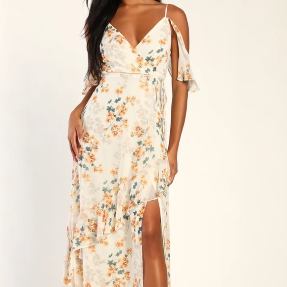 NWT Lulus Shadow Blooms Cream Floral Print Ruffled Maxi Dress - Picture 2 of 10